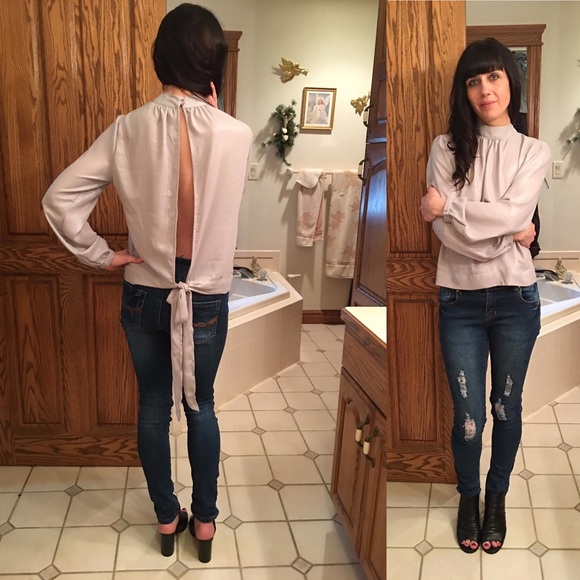 NWT New York & Company Metallic Tie Back Blouse - Picture 2 of 6